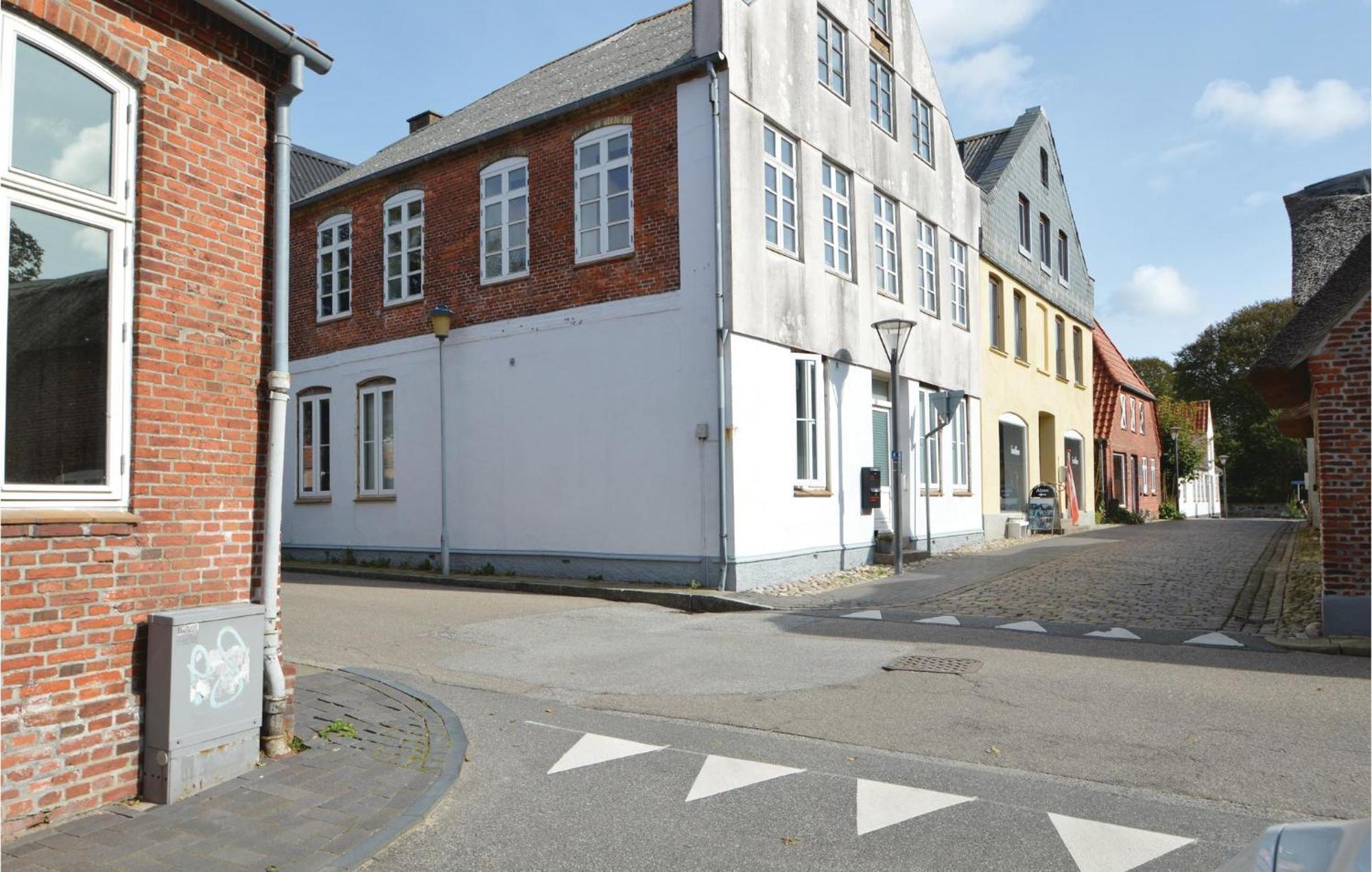 Stunning Home In Hojer With Wifi Exteriör bild